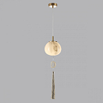 Подвесной светильник с шарообразным плафоном из белого стекла с подвеской из камня и кисточкой Agatelle варинант исполнения - 4 | Loft Concept в Самаре