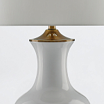 Настольная лампа белого цвета с фарфоровым основанием и латунными акцентами и тканевым абажуром Currey & Company варинант исполнения - 3 | Loft Concept в Самаре