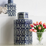 Ваза с крышкой и графическим узором в сине-белых цветах Blue & White Ornament  варинант исполнения - 6 | Loft Concept в Самаре