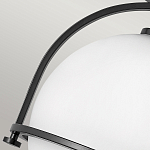 Потолочный светильник с плафоном в форме белого матового шара Hinkley варинант исполнения - 5 | Loft Concept в Самаре