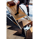 Дизайнерское кресло на металлическом каркасе с подставкой для ног Poltronova Mies Armchair варинант исполнения - 8 | Loft Concept в Самаре