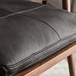 Кресло c каркасом из массива дерева и мягкой кожаной обивкой Walnut Armchair варинант исполнения - 7 | Loft Concept в Самаре