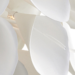 Люстра белая каплевидной формы из цветков лилии White Natural Lines варинант исполнения - 3 | Loft Concept в Самаре
