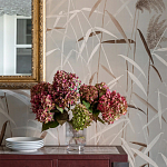 Обои ручная роспись Wild Grasses Special Colourway on Pale Grey dyed silk варинант исполнения - 2 | Loft Concept в Самаре