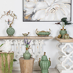 Кувшин зеленого цвета из фарфора с бронзовой крышкой и изогнутой ручкой Eden Garden porcelain and bronze варинант исполнения - 3 | Loft Concept в Самаре