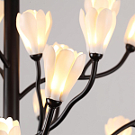 Люстра подвесная черного цвета с ветвями и белыми фарфоровыми цветами Floralis варинант исполнения - 14 | Loft Concept в Самаре