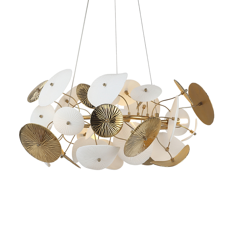 Люстра с белыми и золотистыми цветами Dahlia Flowers Lamp Белый Латунь в Самаре | Loft Concept 