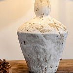 Настольная лампа с керамическим фактурным основанием и тканевым абажуром Eastern Tale варинант исполнения - 4 | Loft Concept в Самаре