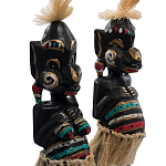 Комплект из 2-х деревянных статуэток Asmat Straw Headdress Statuettes Black Colorful Tattoo варинант исполнения - 3 | Loft Concept в Самаре